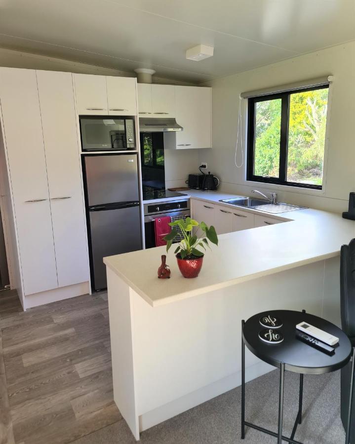 Tiny Home @ Matai Huka 파라파라우무 외부 사진